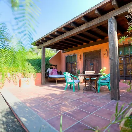 卡萨埃尔莫罗酒店 * Uga