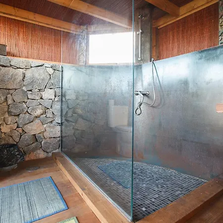 卡萨埃尔莫罗酒店 * Uga