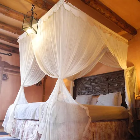 卡萨埃尔莫罗酒店 Uga