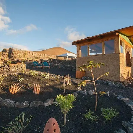 卡萨埃尔莫罗酒店 * Uga