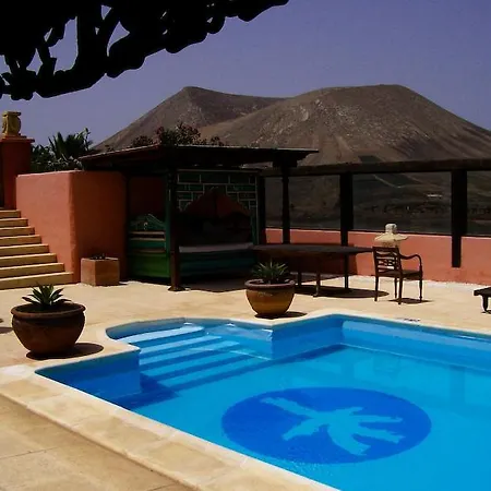 منزل ريفي Casa El Morro Uga